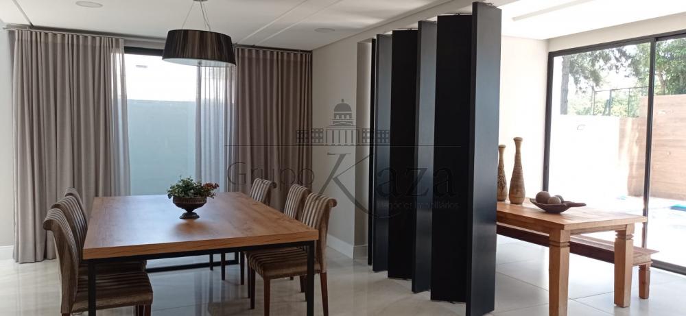 Foto 4 de Casa Condomínio em Jardim do Golfe, São José dos Campos - imagem 4
