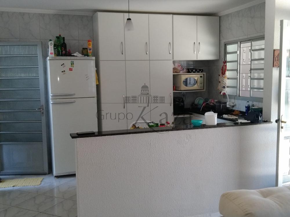 Foto 4 de Casa Geminada em Jardim Torrão de Ouro, São José dos Campos - imagem 4