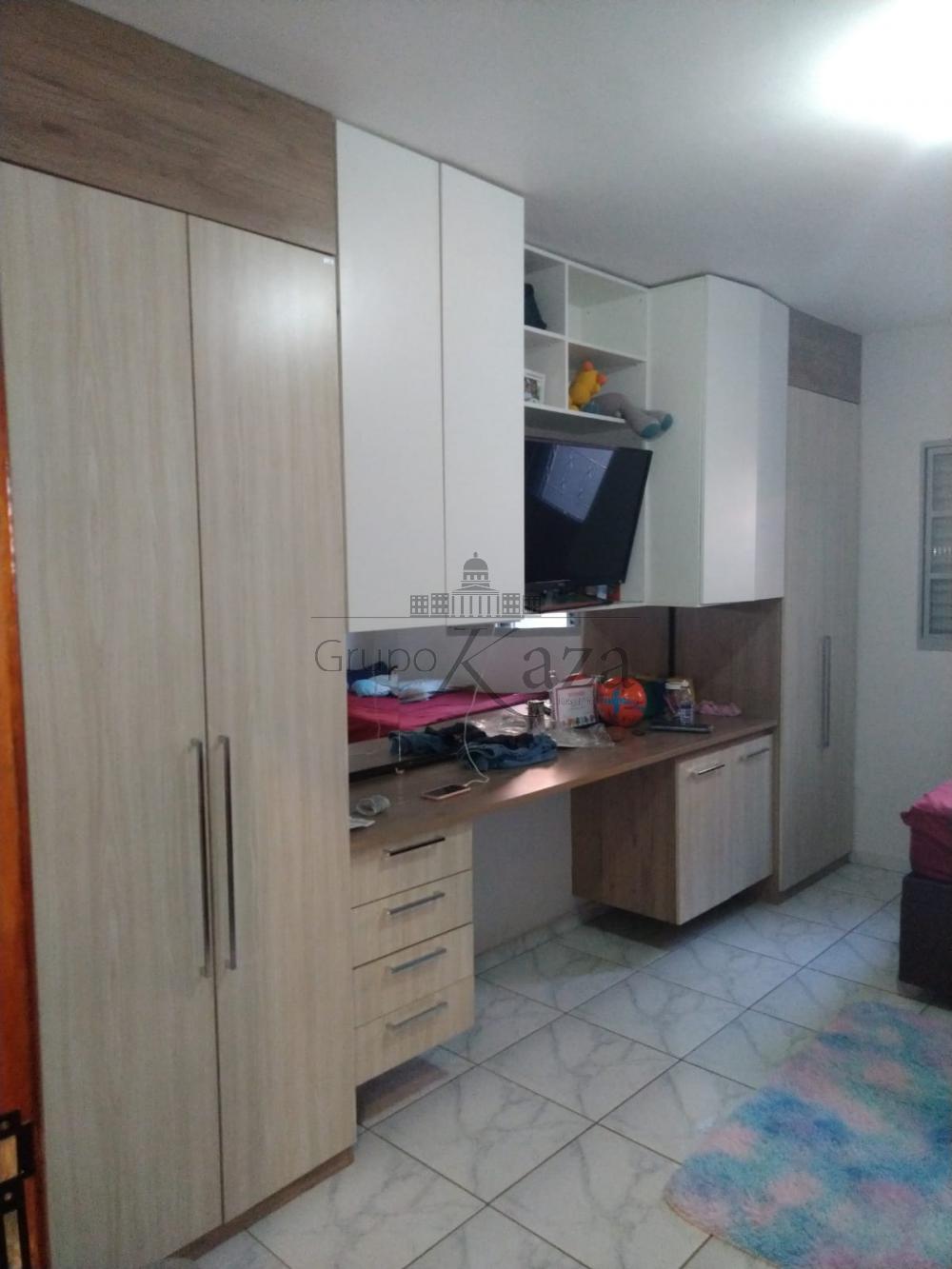 Foto 13 de Casa Geminada em Jardim Torrão de Ouro, São José dos Campos - imagem 13