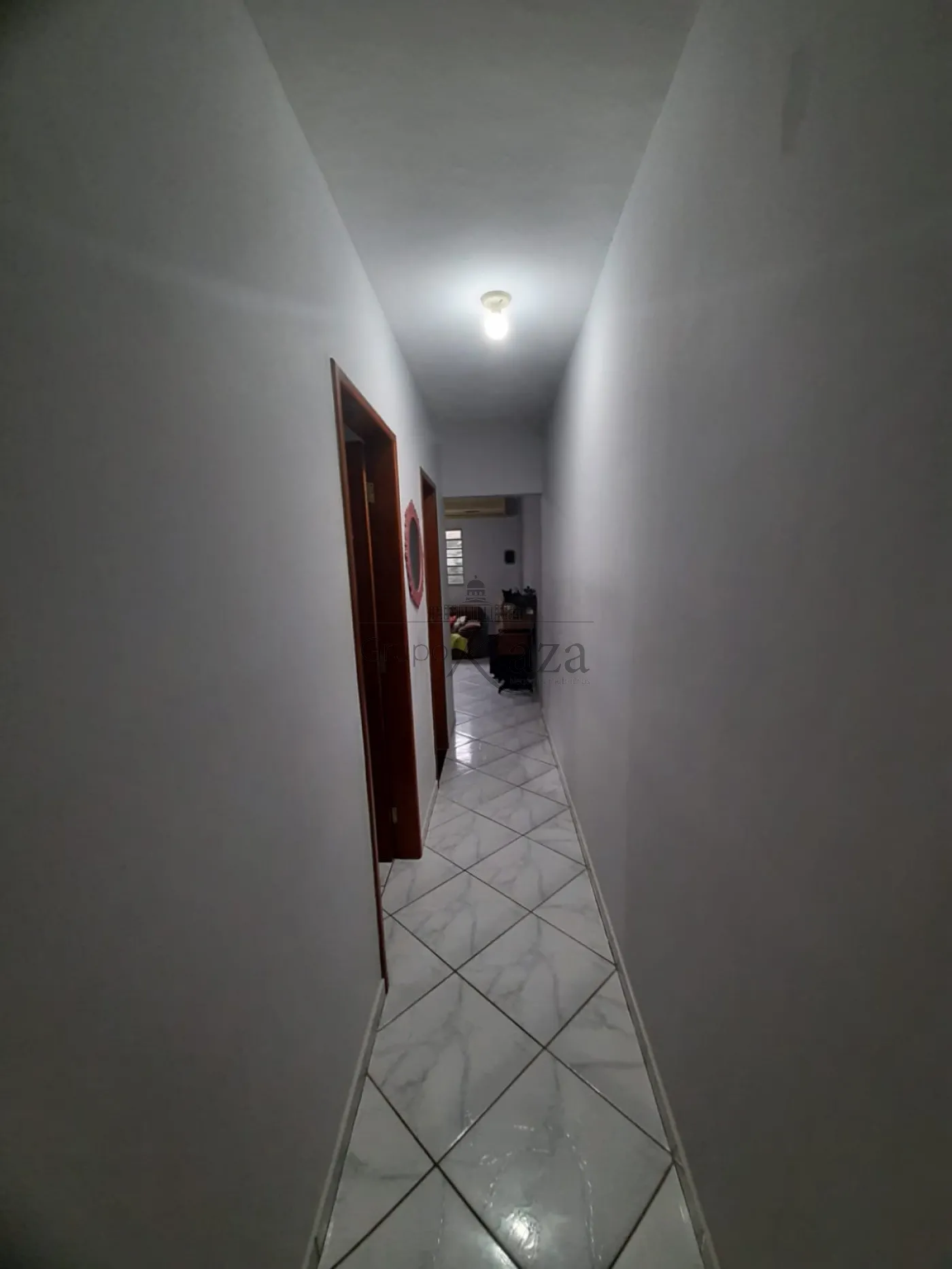 Foto 9 de Casa Geminada em Jardim Torrão de Ouro, São José dos Campos - imagem 9