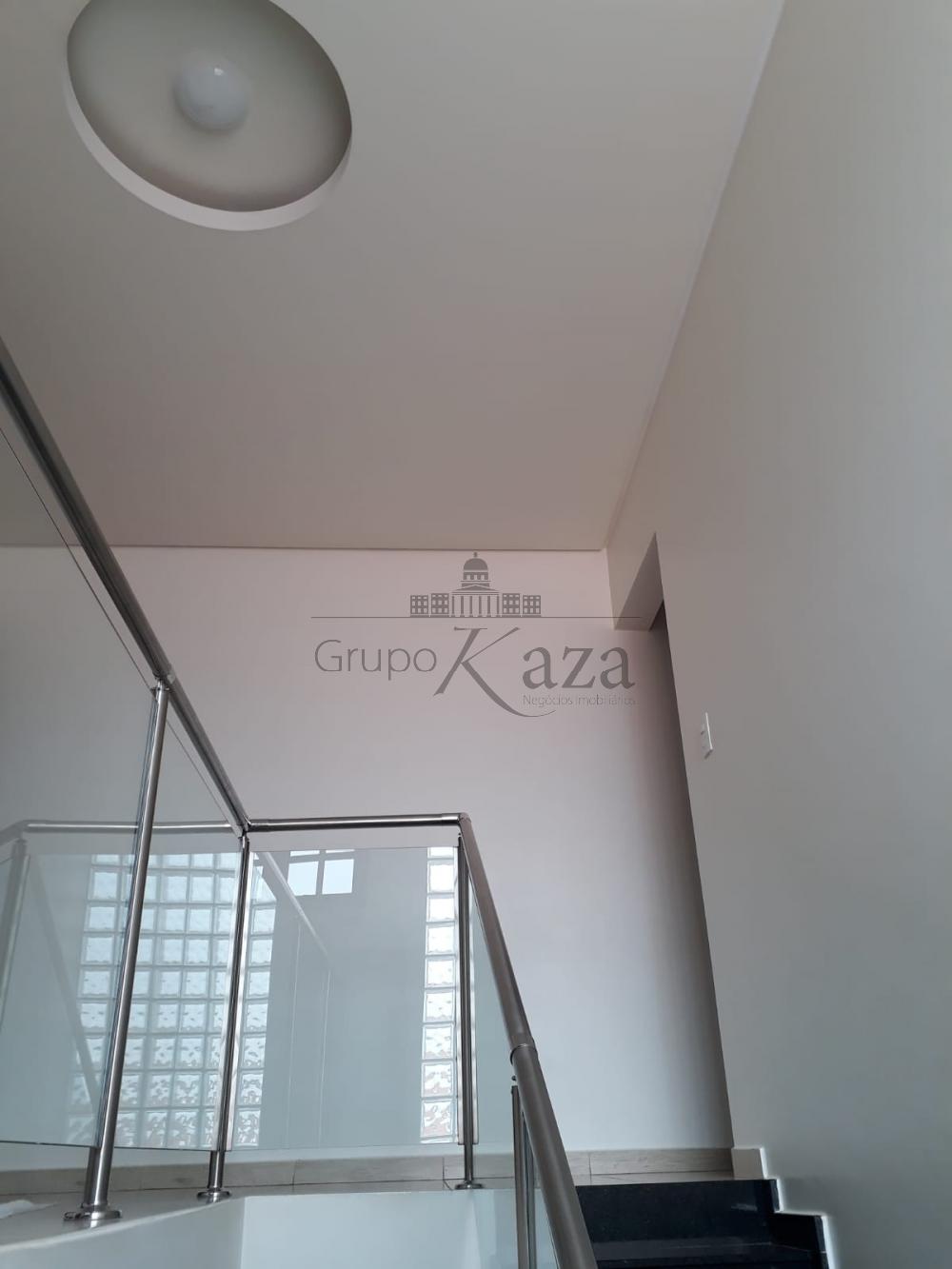 Foto 4 de Casa Sobrado em Jardim Santo Onofre, São José dos Campos - imagem 4