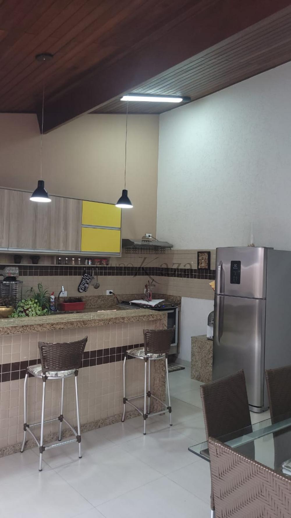 Foto 22 de Casa Sobrado em Monte Castelo, São José dos Campos - imagem 22