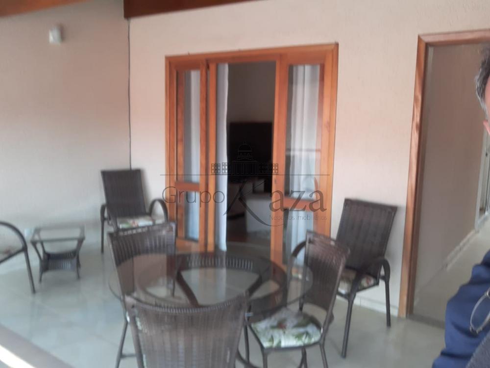 Foto 2 de Casa Sobrado em Jardim Santo Onofre, São José dos Campos - imagem 2