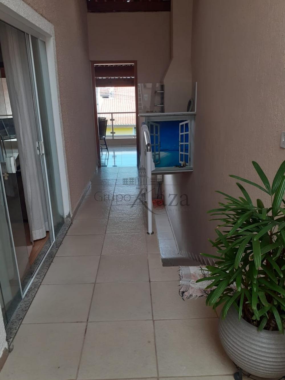 Foto 11 de Casa Sobrado em Jardim Santo Onofre, São José dos Campos - imagem 11