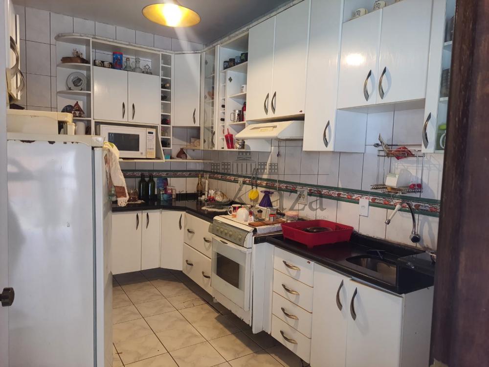 Foto 2 de Casa Padrão em Bosque dos Eucaliptos, São José dos Campos - imagem 2