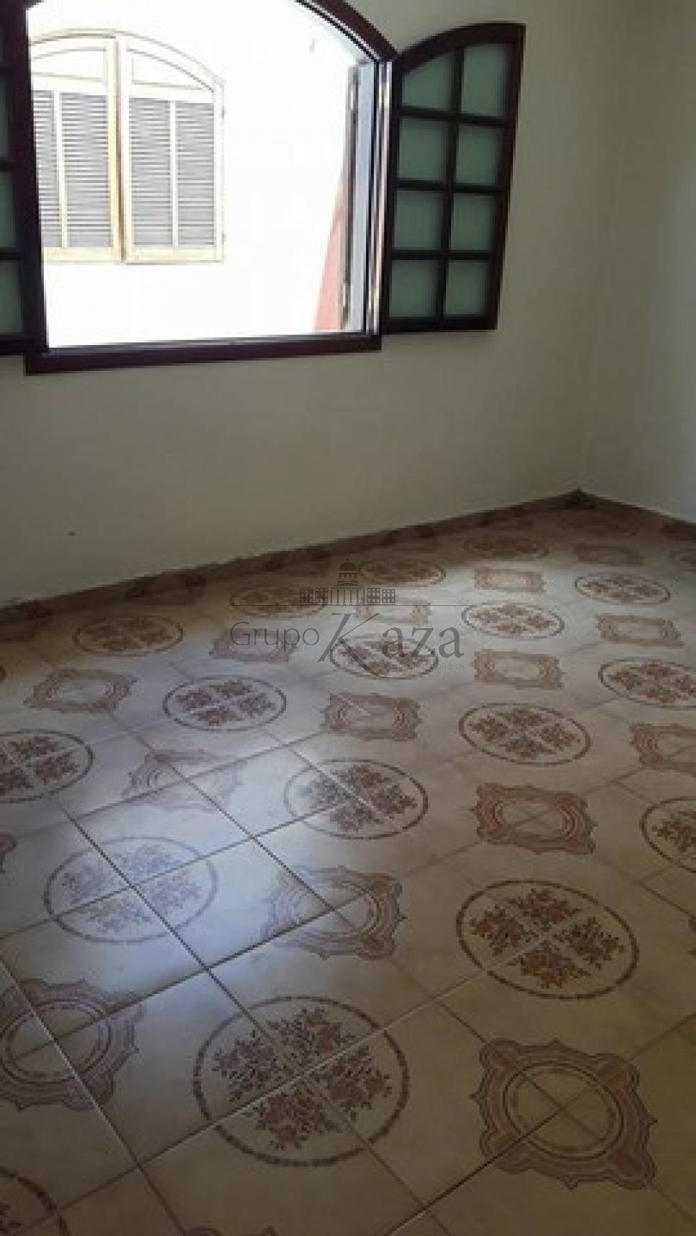 Foto 11 de Casa Padrão em Conjunto Residencial Galo Branco, São José dos Campos - imagem 11