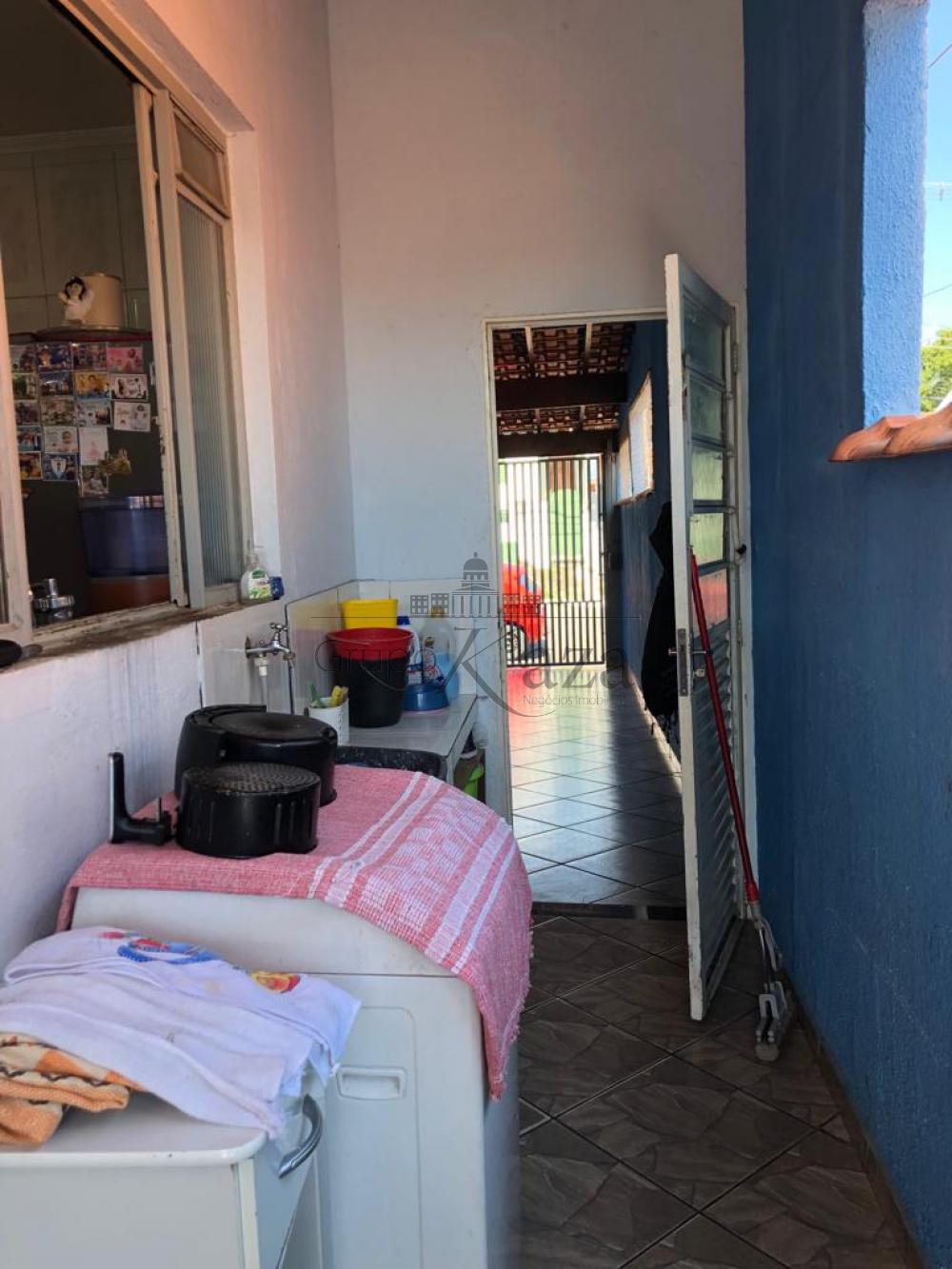 Foto 16 de Casa Térrea em Parque Novo Horizonte, São José dos Campos - imagem 16