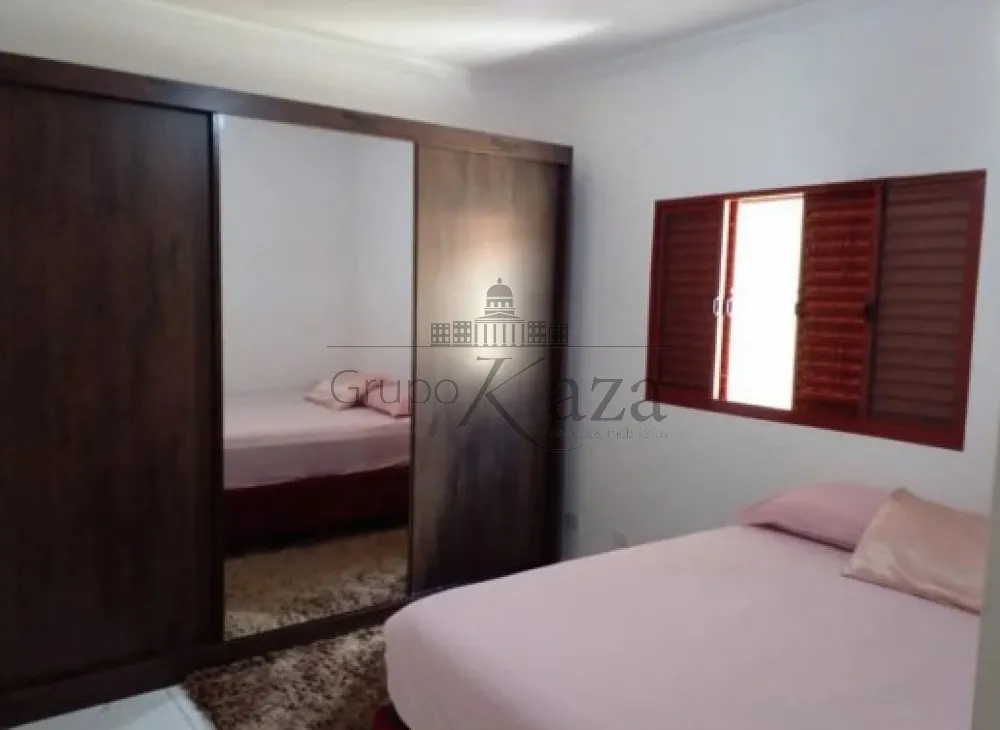 Foto 12 de Casa Sobrado em Parque Interlagos, São José dos Campos - imagem 12