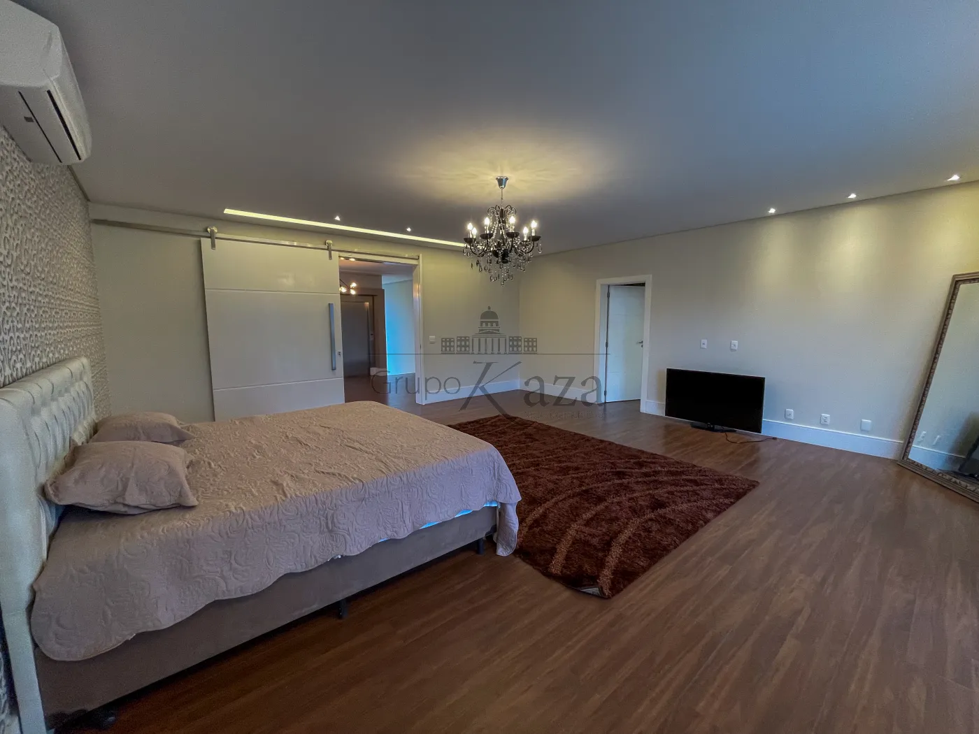 Foto 26 de Casa Condomínio em Jardim Torrão de Ouro, São José dos Campos - imagem 26