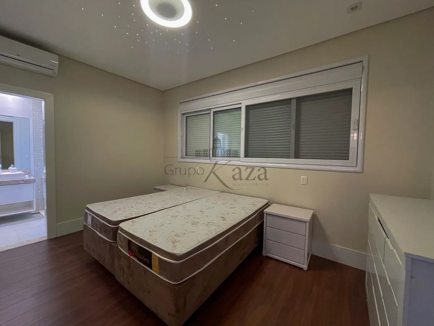 Foto 34 de Casa Condomínio em Jardim Torrão de Ouro, São José dos Campos - imagem 34