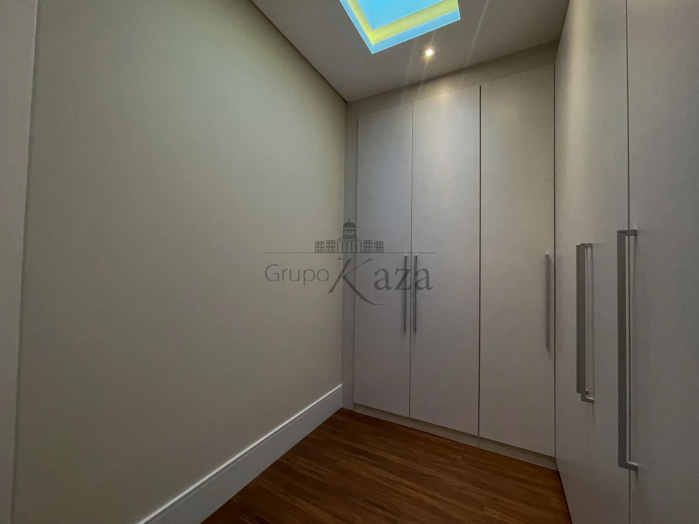 Foto 39 de Casa Condomínio em Jardim Torrão de Ouro, São José dos Campos - imagem 39