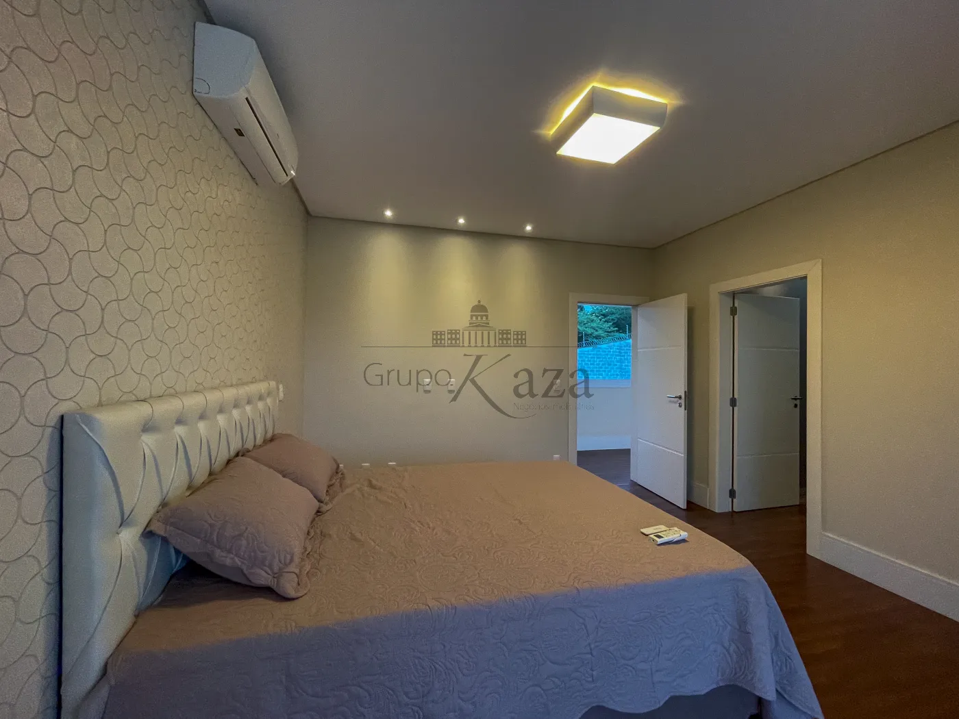 Foto 27 de Casa Condomínio em Jardim Torrão de Ouro, São José dos Campos - imagem 27