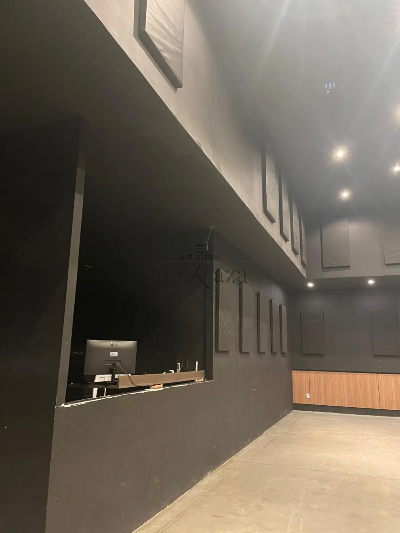 Foto 9 de Comercial Galpão em Jardim Bela Vista, São José dos Campos - imagem 9