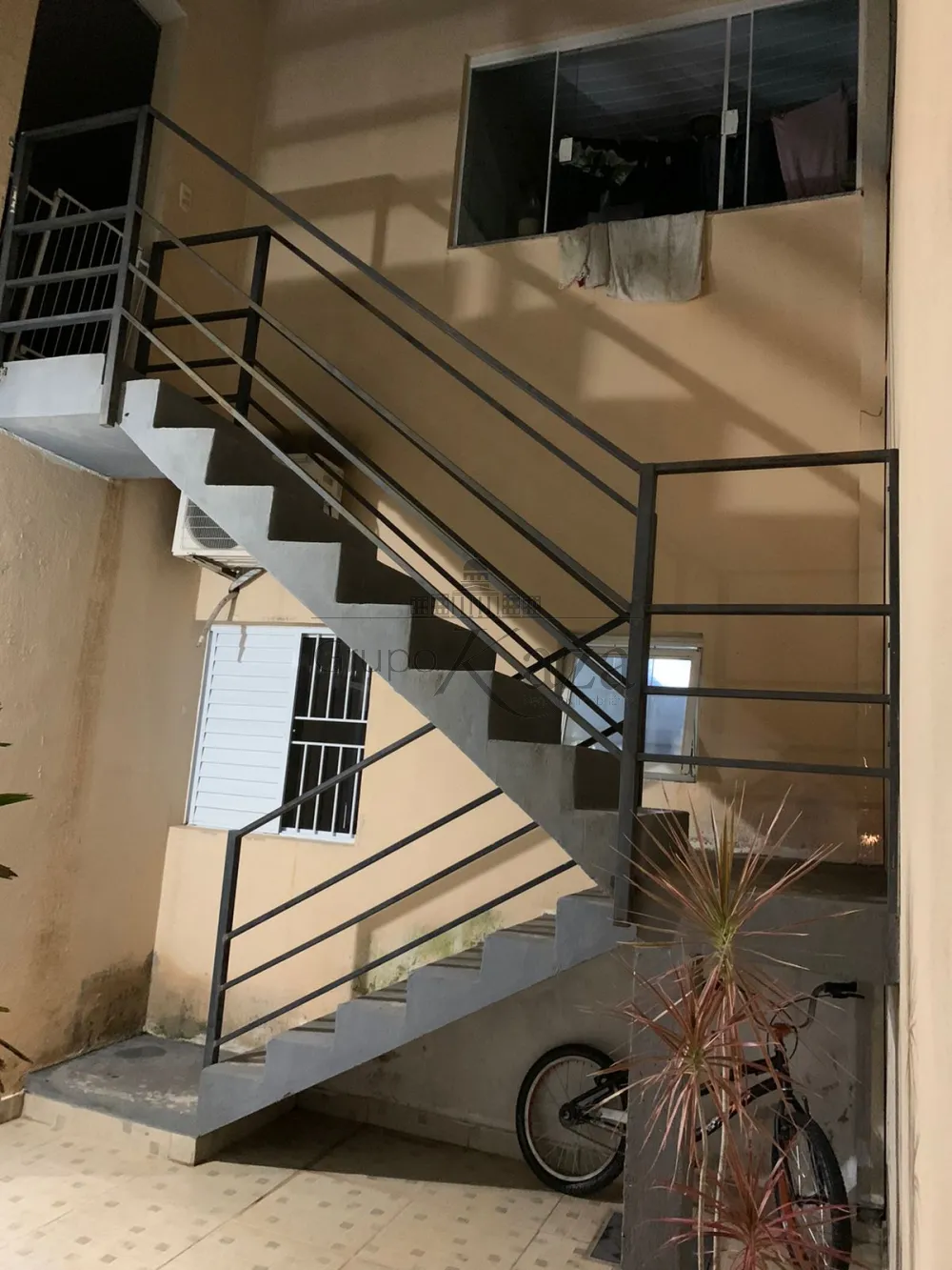 Foto 17 de Casa Padrão em Jardim das Paineiras II, São José dos Campos - imagem 17