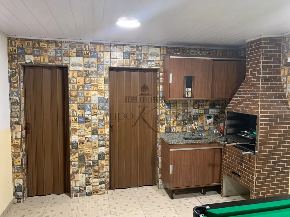 Foto 12 de Casa Padrão em Jardim das Paineiras II, São José dos Campos - imagem 12