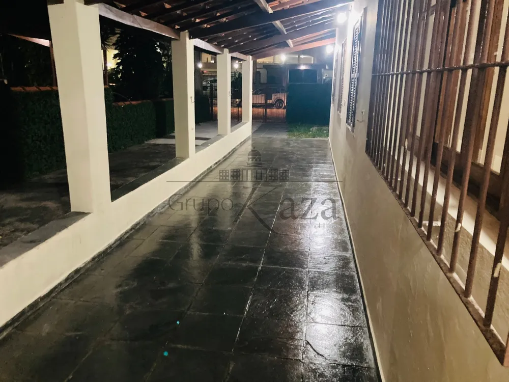 Foto 31 de Casa Padrão em Martim de Sá, Caraguatatuba - imagem 31