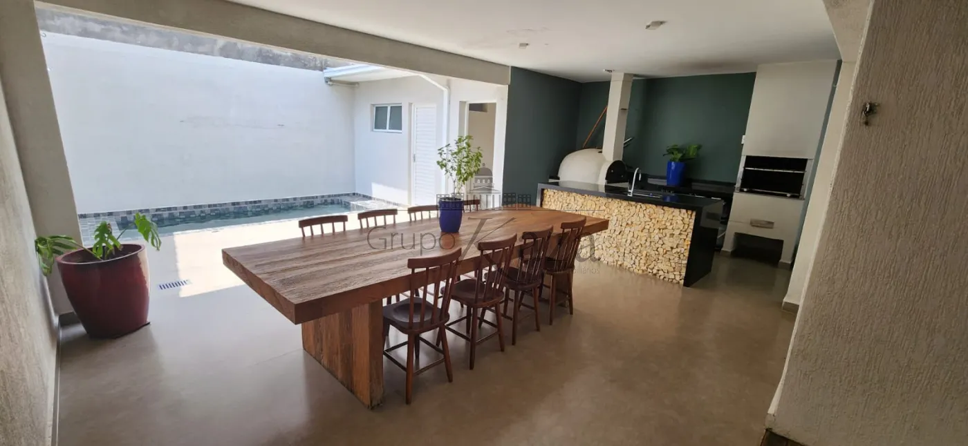 Foto 4 de Casa Sobrado em Jardim Altos de Santana II, Jacareí - imagem 4