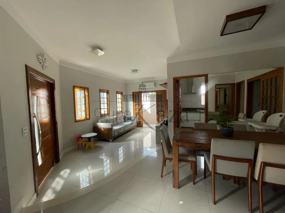 Foto 1 de Casa Condomínio em Villa Branca, Jacareí - imagem 1 Foto 1 de Casa Condomínio em Villa Branca, Jacareí - imagem 1