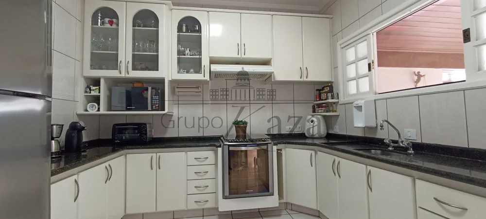 Foto 8 de Casa Condomínio em Vila Zezé, Jacareí - imagem 8