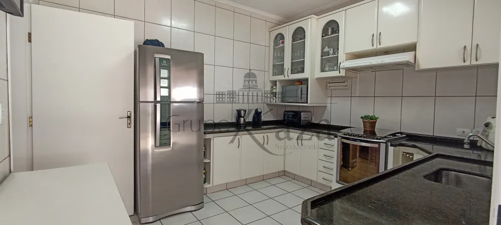 Foto 10 de Casa Condomínio em Vila Zezé, Jacareí - imagem 10