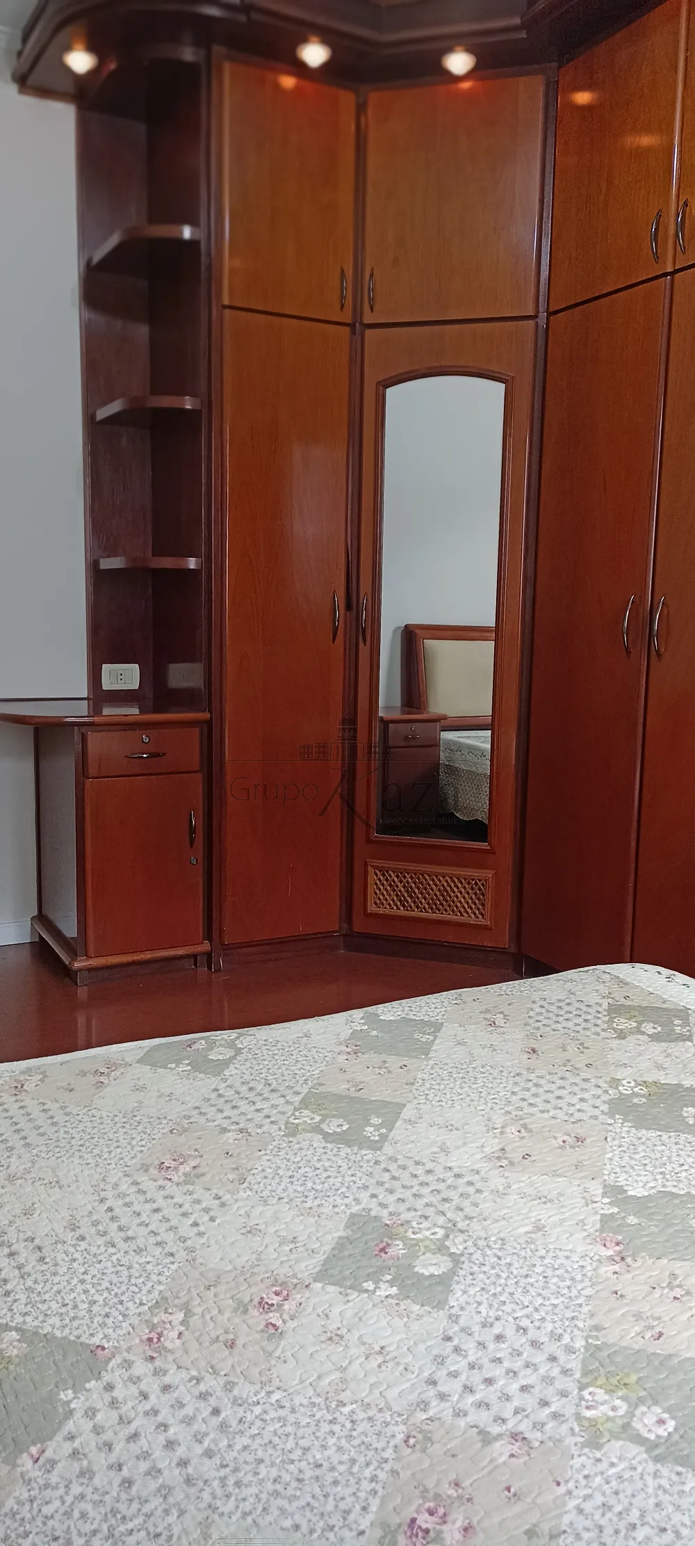 Foto 20 de Casa Condomínio em Vila Zezé, Jacareí - imagem 20