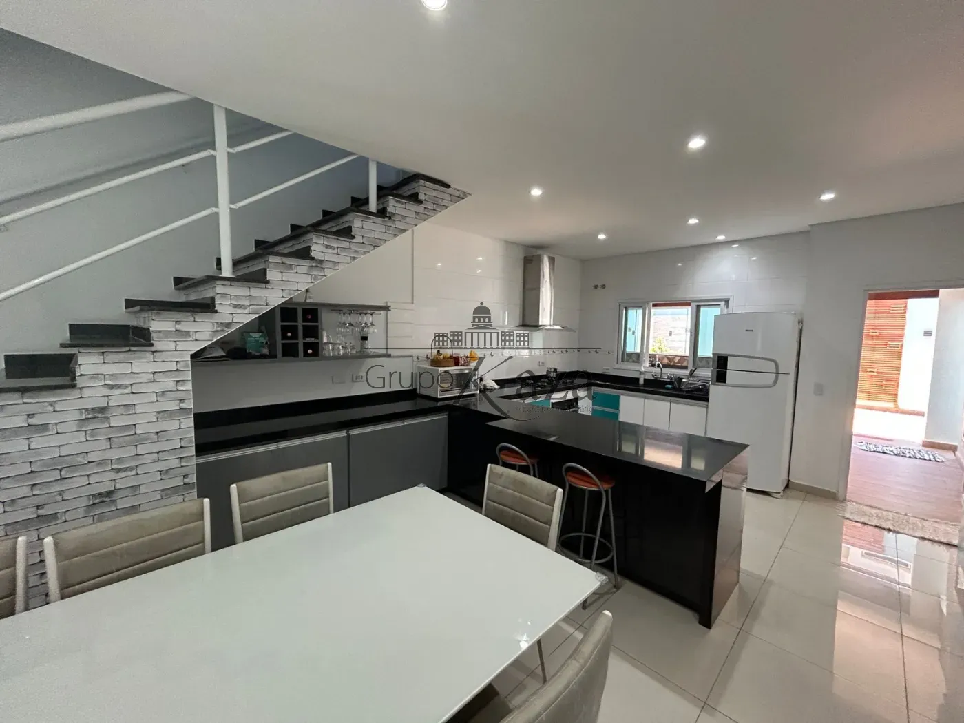 Foto 1 de Casa Condomínio em Jardim Jacinto, Jacareí - imagem 1