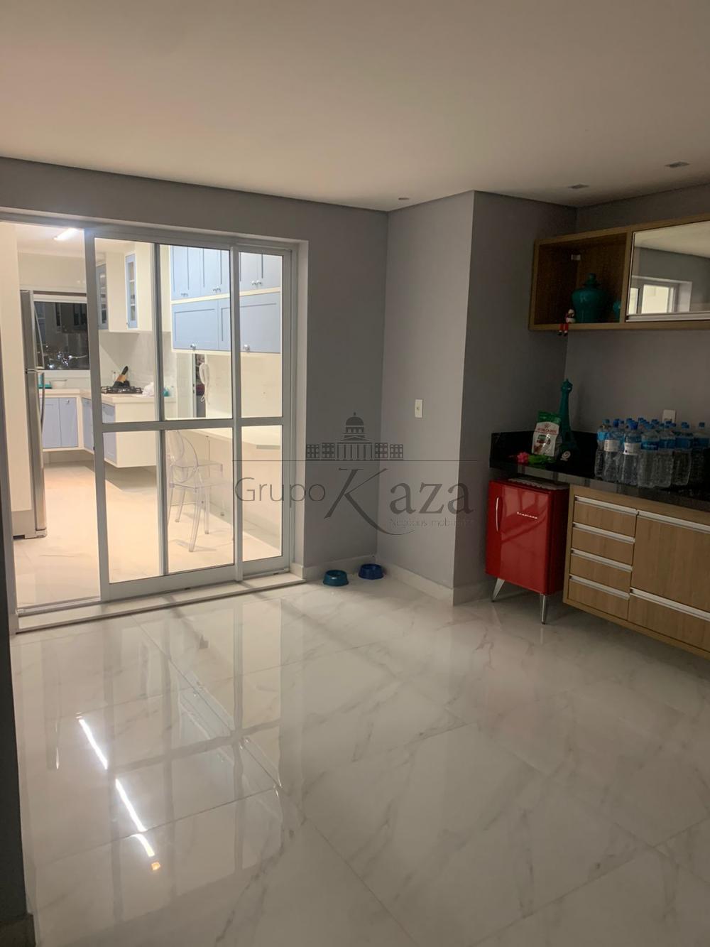 Foto 1 de Apartamento Padrão em Jardim das Colinas, São José dos Campos - imagem 1