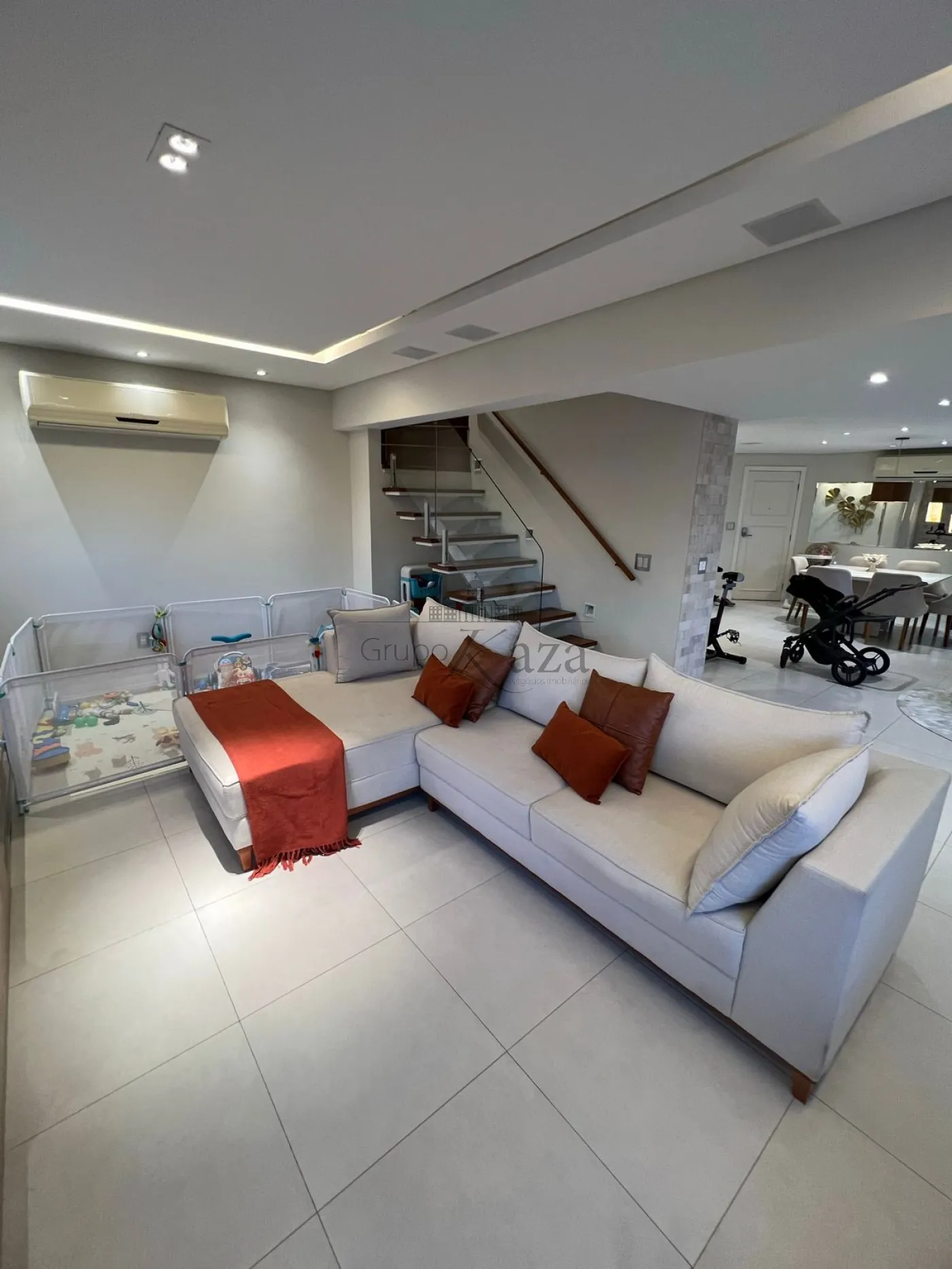 Foto 2 de Apartamento Cobertura Triplex em Jardim Esplanada, São José dos Campos - imagem 2