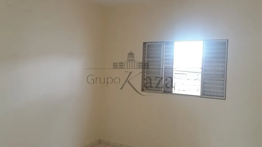 Foto 9 de Casa Térrea em Jardim da Granja, São José dos Campos - imagem 9
