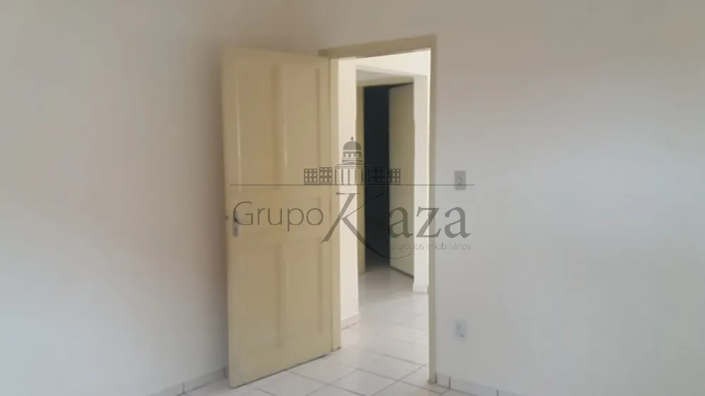 Foto 4 de Casa Térrea em Jardim da Granja, São José dos Campos - imagem 4