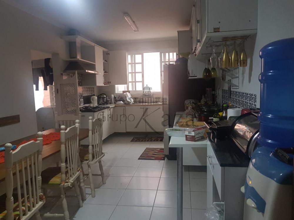 Foto 8 de Casa Condomínio em Jardim das Colinas, São José dos Campos - imagem 8