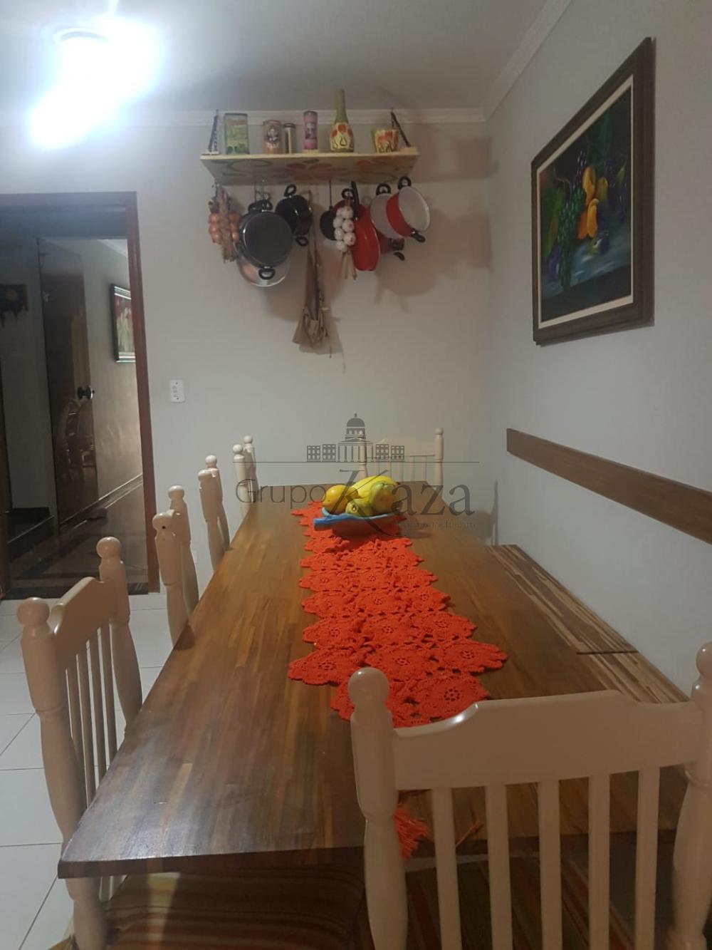 Foto 10 de Casa Condomínio em Jardim das Colinas, São José dos Campos - imagem 10