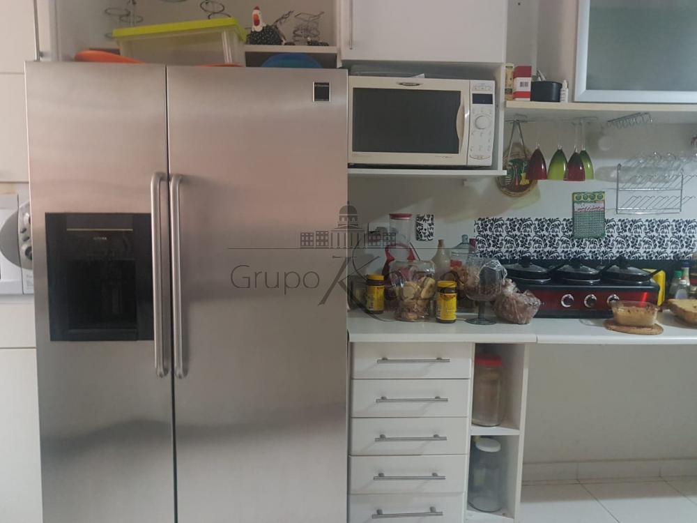 Foto 11 de Casa Condomínio em Jardim das Colinas, São José dos Campos - imagem 11