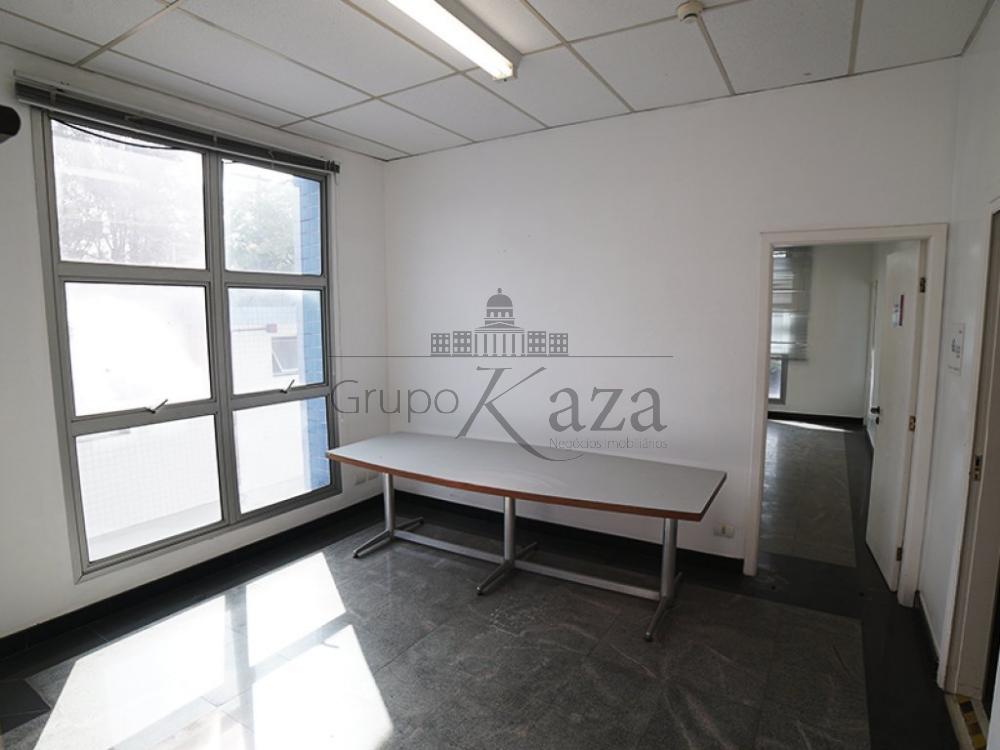 Foto 11 de Área Industrial em Parque Residencial Flamboyant, São José dos Campos - imagem 11