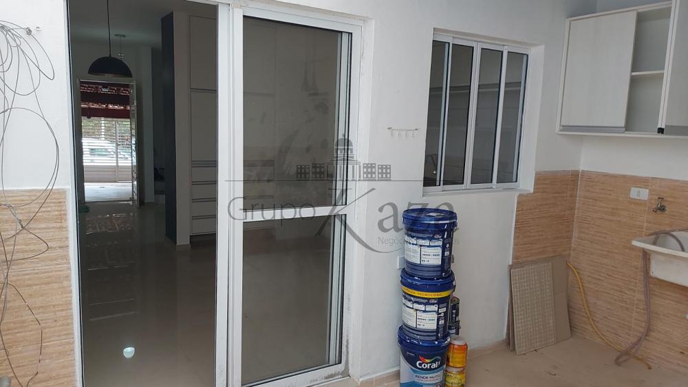 Foto 4 de Casa Sobrado em Residencial Bosque dos Ipês, São José dos Campos - imagem 4