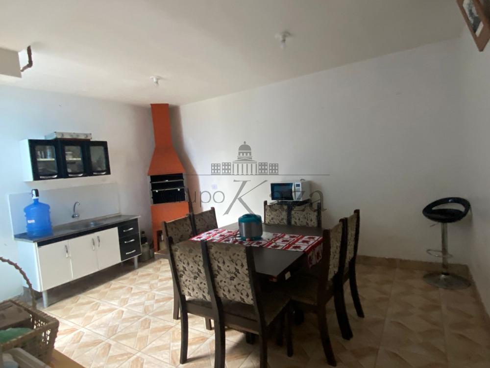 Foto 3 de Casa Padrão em Residencial Altos do Bosque, São José dos Campos - imagem 3