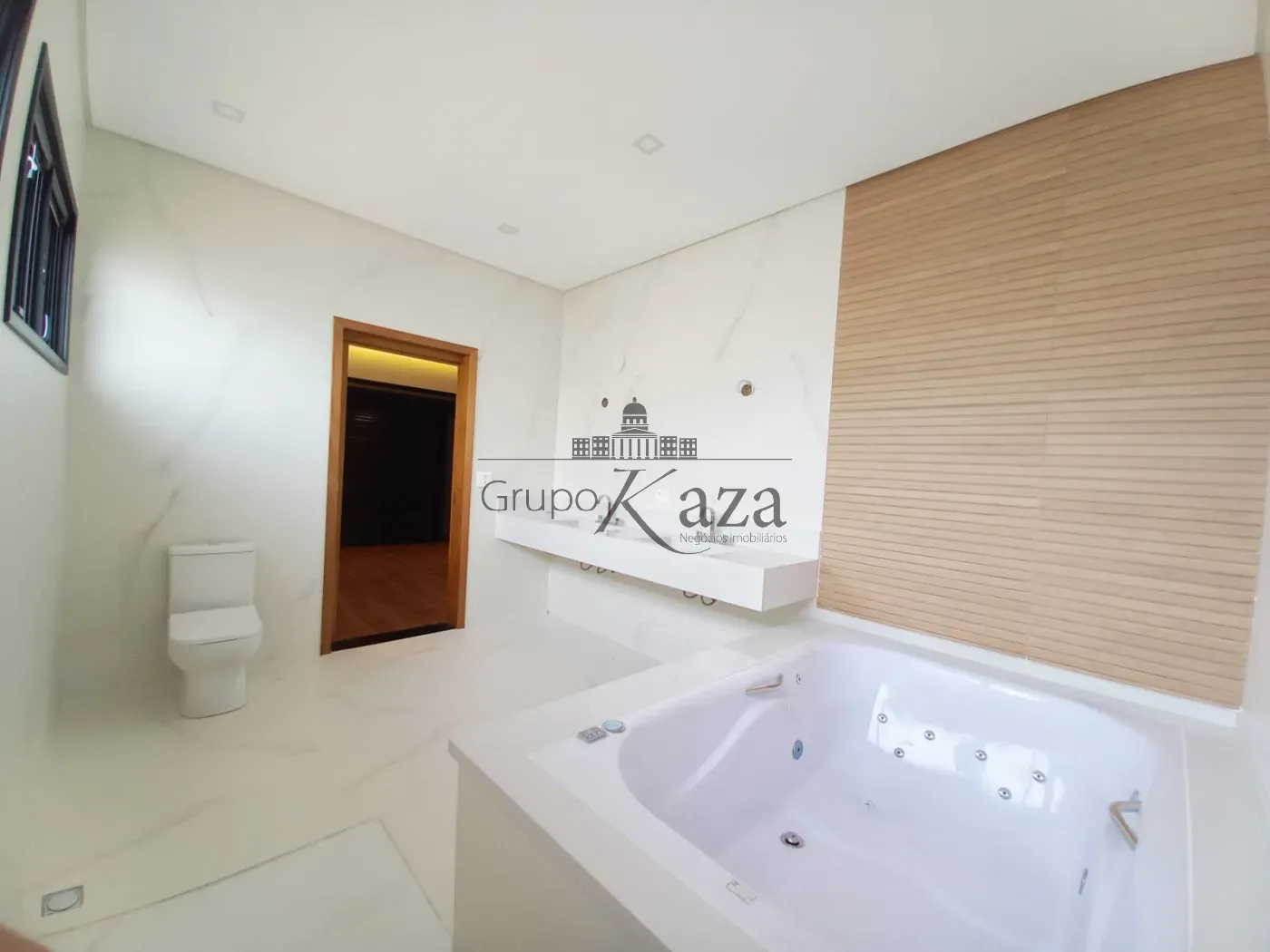 Foto 16 de Casa Condomínio em Jardim do Golfe, São José dos Campos - imagem 16