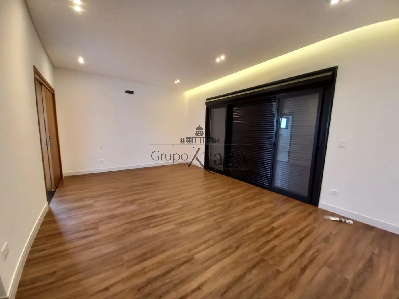 Foto 15 de Casa Condomínio em Jardim do Golfe, São José dos Campos - imagem 15