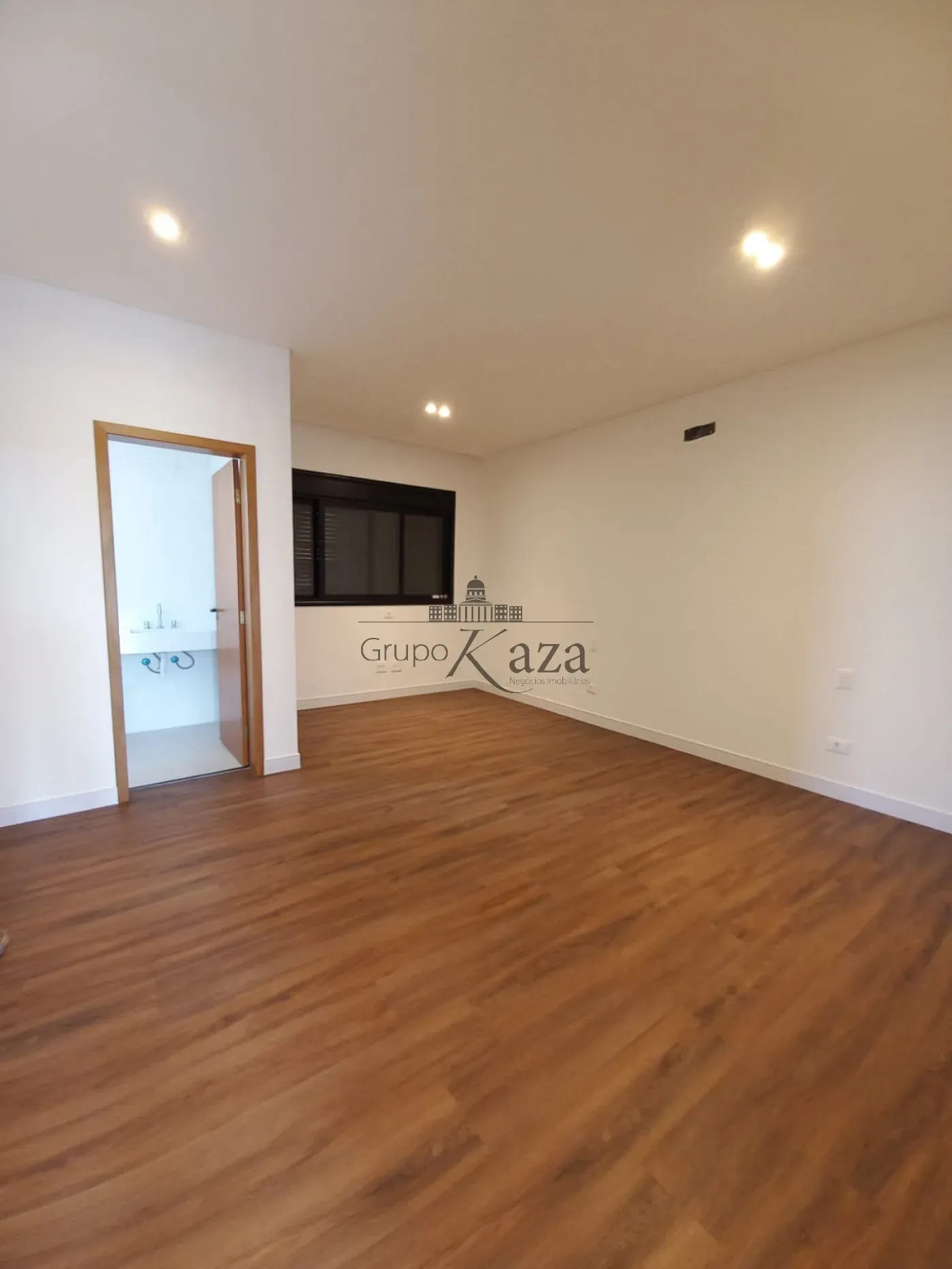 Foto 14 de Casa Condomínio em Jardim do Golfe, São José dos Campos - imagem 14
