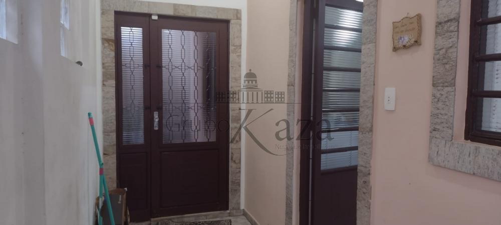 Foto 17 de Casa Padrão em Parque Santo Antônio, Jacareí - imagem 17