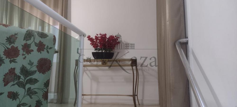 Foto 7 de Casa Padrão em Parque Santo Antônio, Jacareí - imagem 7