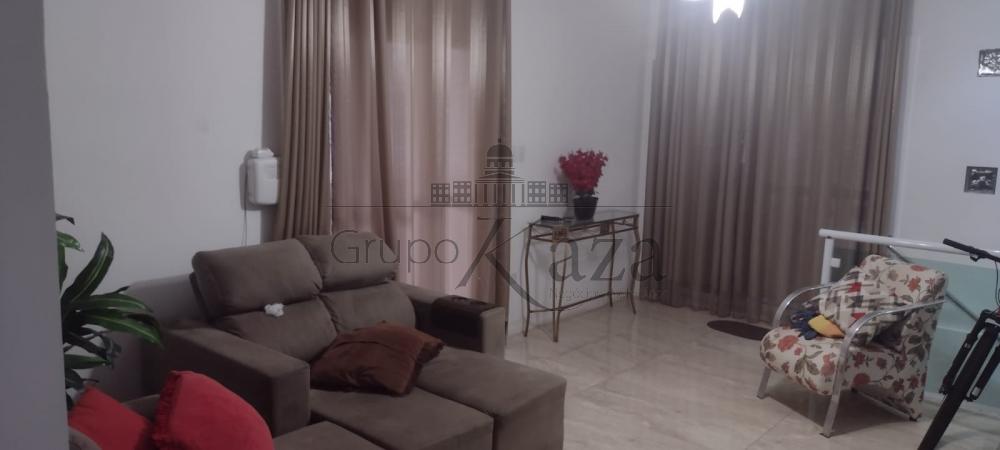 Foto 2 de Casa Padrão em Parque Santo Antônio, Jacareí - imagem 2