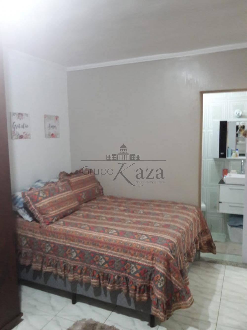 Foto 9 de Casa Padrão em Jardim Portugal, São José dos Campos - imagem 9