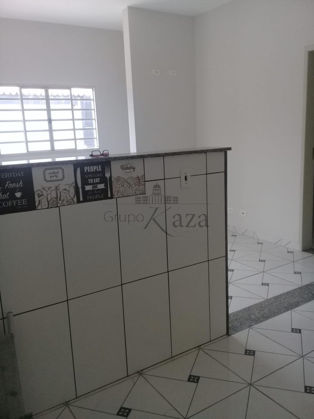 Foto 3 de Casa Padrão em Parque Residencial Santo André, Caçapava - imagem 3