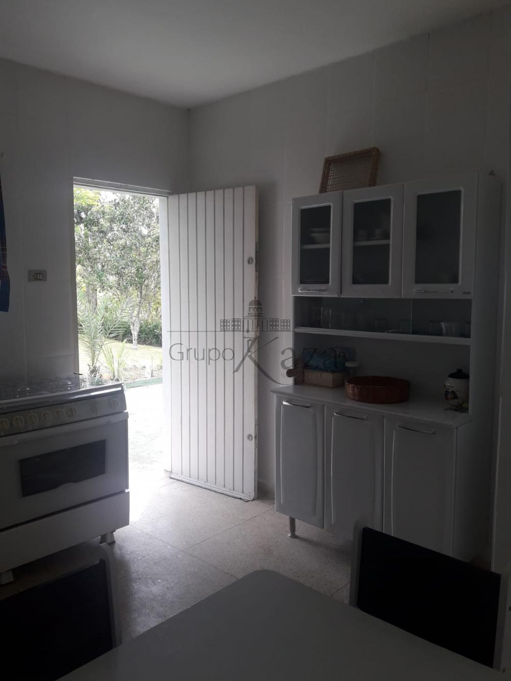 Foto 13 de Casa Padrão em Massaguaçu, Caraguatatuba - imagem 13