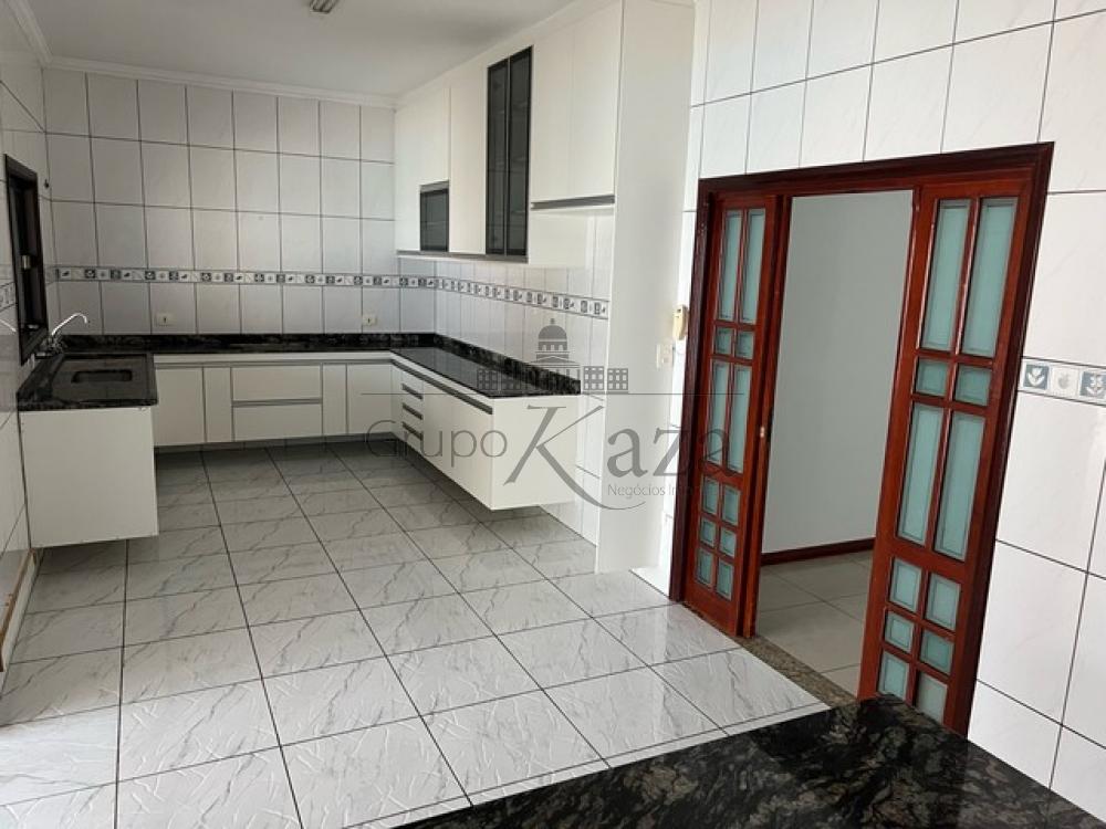 Foto 5 de Casa Sobrado em Jardim Paraíso, São José dos Campos - imagem 5