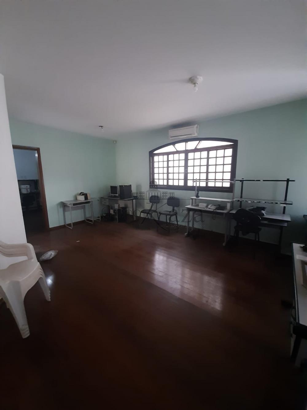 Foto 1 de Casa Comercial  Residencial em Parque Industrial, São José dos Campos - imagem 1