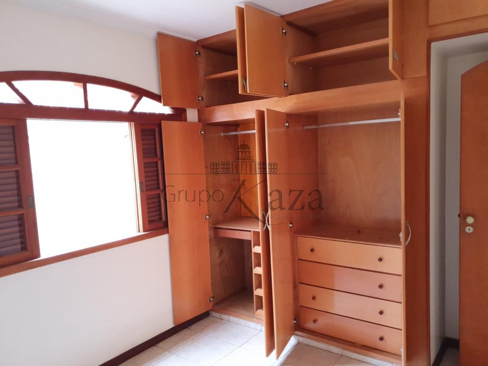 Foto 16 de Casa Sobrado em Vila Tatetuba, São José dos Campos - imagem 16