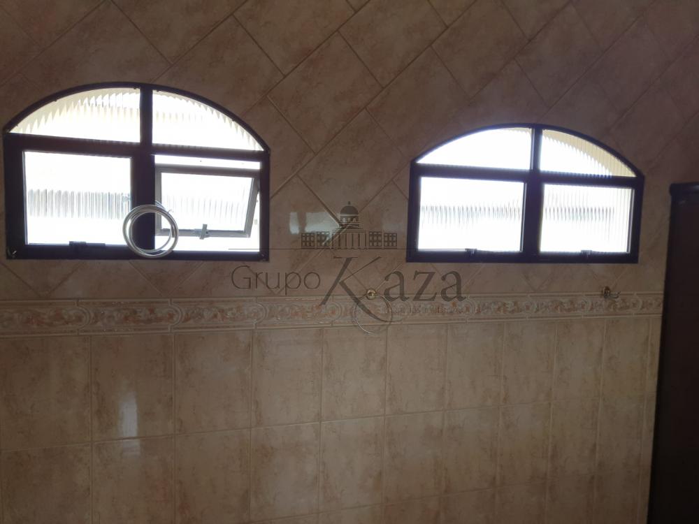 Foto 22 de Casa Sobrado em Vila Tatetuba, São José dos Campos - imagem 22