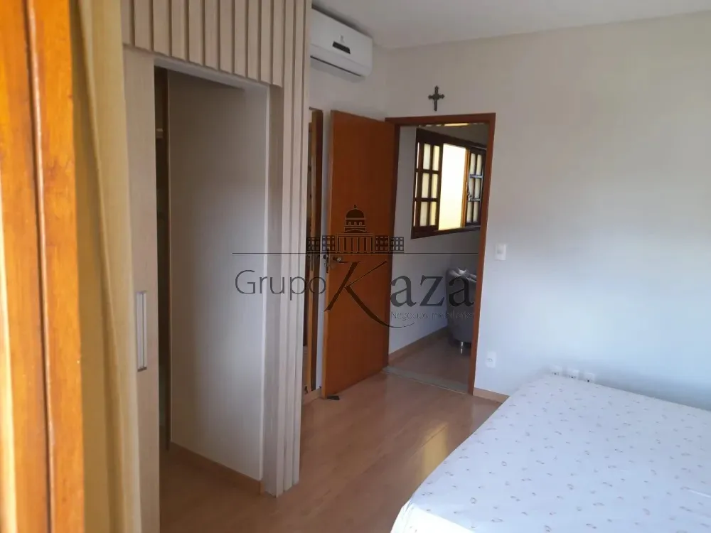 Foto 14 de Casa Sobrado em Jardim Rodolfo, São José dos Campos - imagem 14